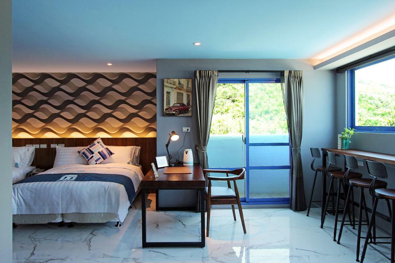 White Mediterranean Dahan Exterior photo