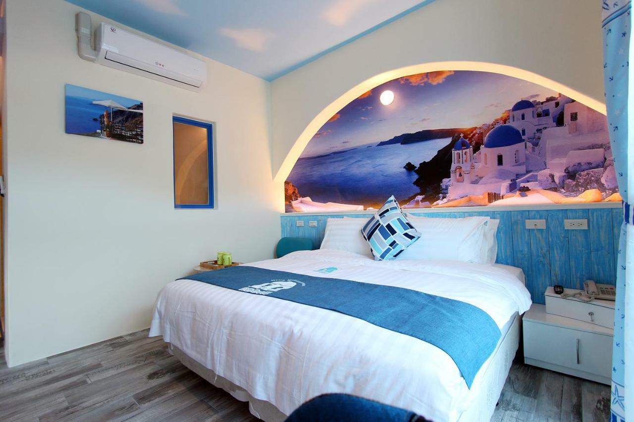 White Mediterranean Dahan Exterior photo