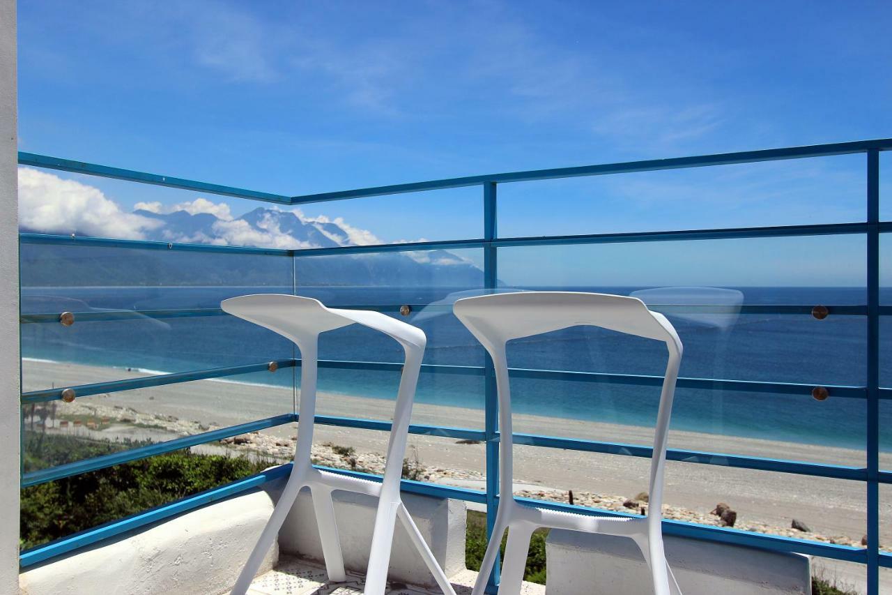 White Mediterranean Dahan Exterior photo