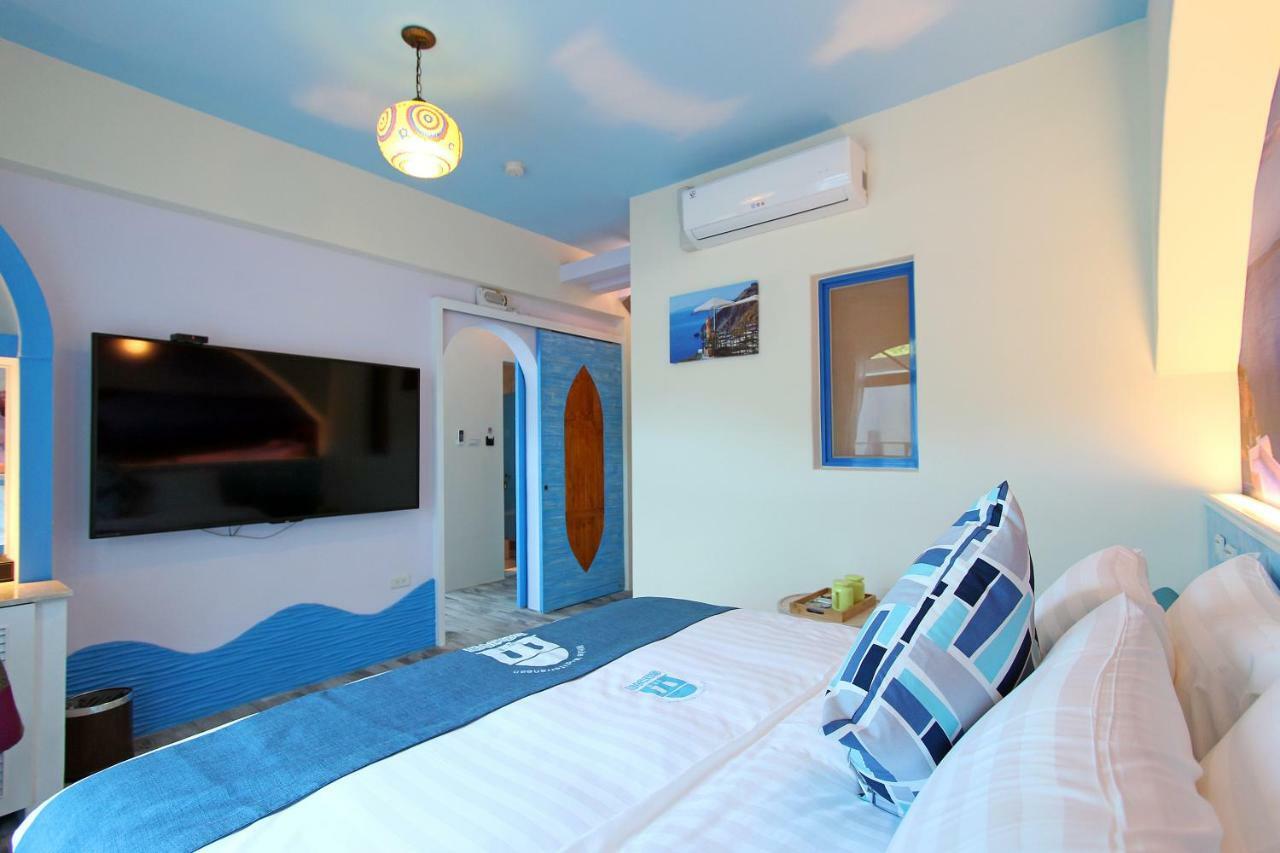 White Mediterranean Dahan Exterior photo