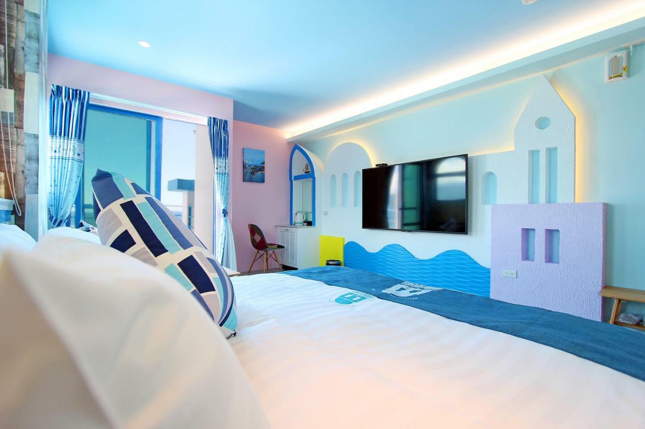 White Mediterranean Dahan Exterior photo
